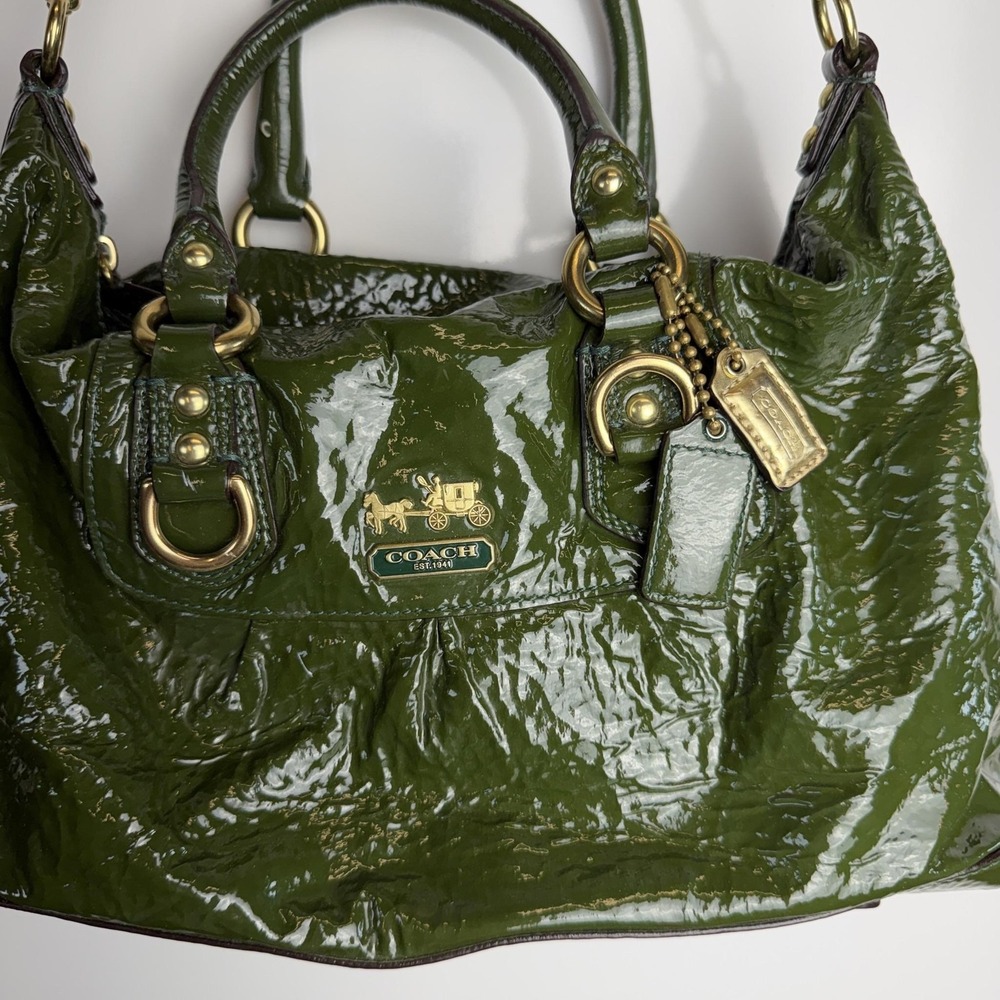 Coach Satchel Bag Womens Medium Green Patent Leather Chain Strap Gold Hardware - Picture 2 of 11